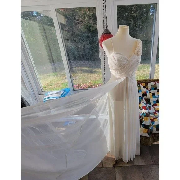 Elegant Cream Wedding Dress Vintage Cindy Collection Ivory Size Large - Picture 6 of 14